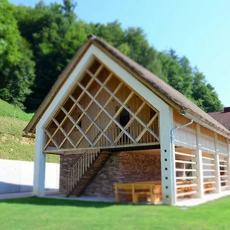 Farm Zurej 2*